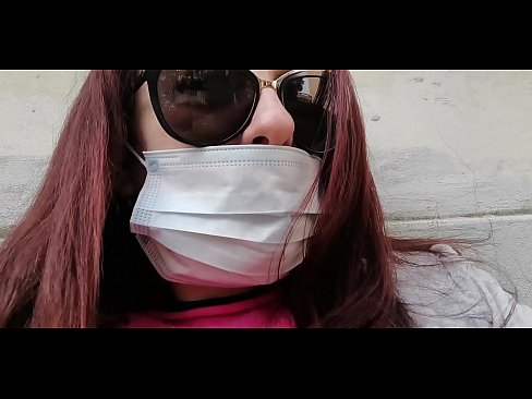 ❤️ Η Νικολέτα εκδικείται τον γείτονά της και κατουράει στο γκαράζ του (Ειδικό Covid19 Ιταλική καραντίνα) ️❌ Ποιότητα πορνό ❤